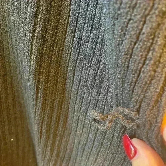 Jones New York Woman Plus Black Cardigan Sweater with Pockets - Picture 7 of 11